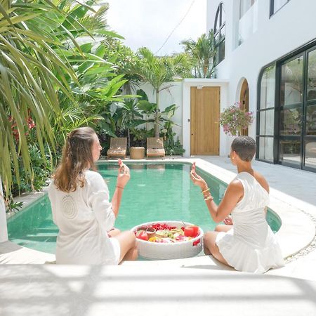Villa Julia Blanca 캐로보칸 외부 사진